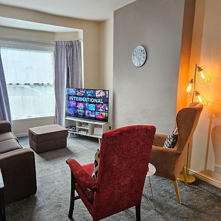 3 Bedroom-5 Beds Newland Ave King'S Palace Leisure-Contractor-Heart Of Hull Amenities Kingston upon Hull Exterior photo
