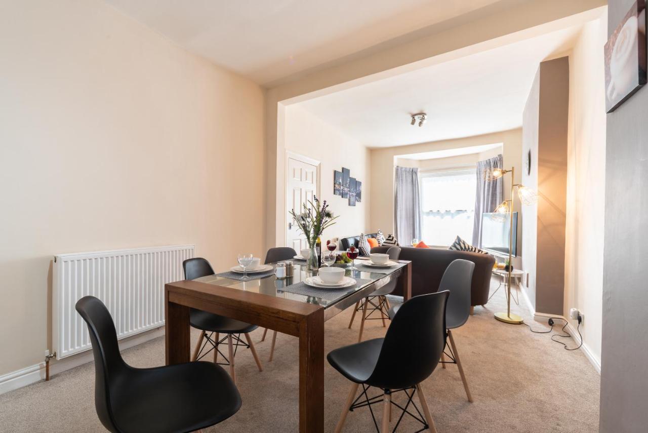 3 Bedroom-5 Beds Newland Ave King'S Palace Leisure-Contractor-Heart Of Hull Amenities Kingston upon Hull Exterior photo